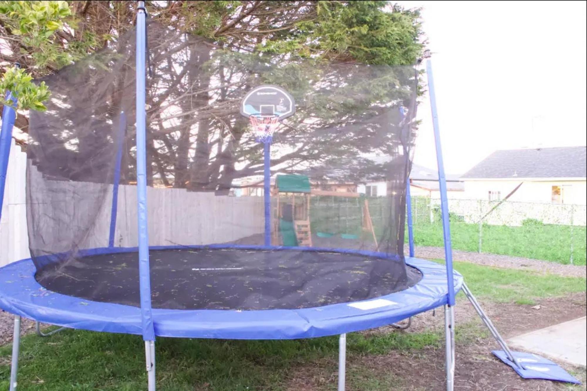 Private Home - Playground, Jumping Mat, Bbq, Darts, Firepit, Gazebo, 4 Smart Tvs, White Cotton Bedding, - The Redwood Cul-De Sac Beach Retreat Crescent City Zewnętrze zdjęcie