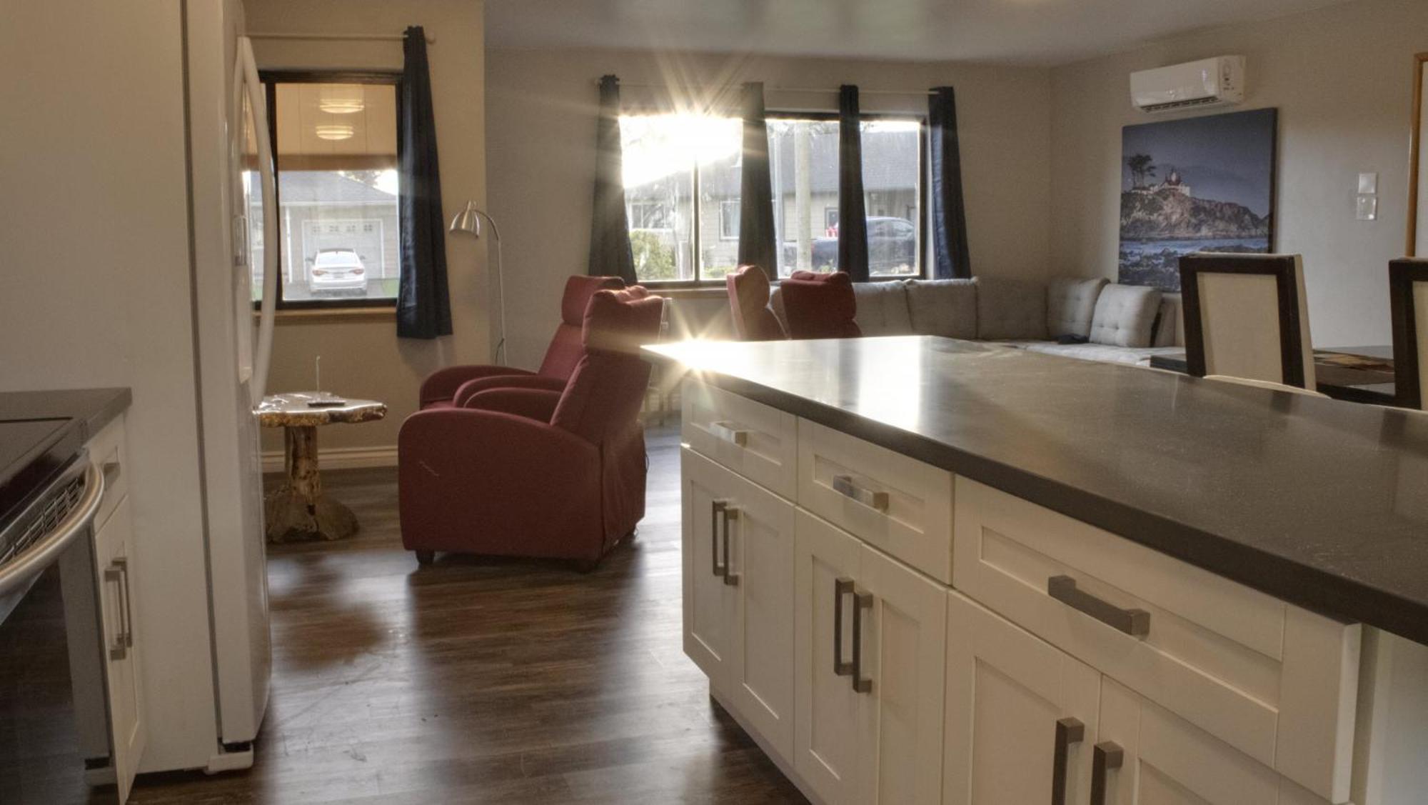 Private Home - Playground, Jumping Mat, Bbq, Darts, Firepit, Gazebo, 4 Smart Tvs, White Cotton Bedding, - The Redwood Cul-De Sac Beach Retreat Crescent City Zewnętrze zdjęcie